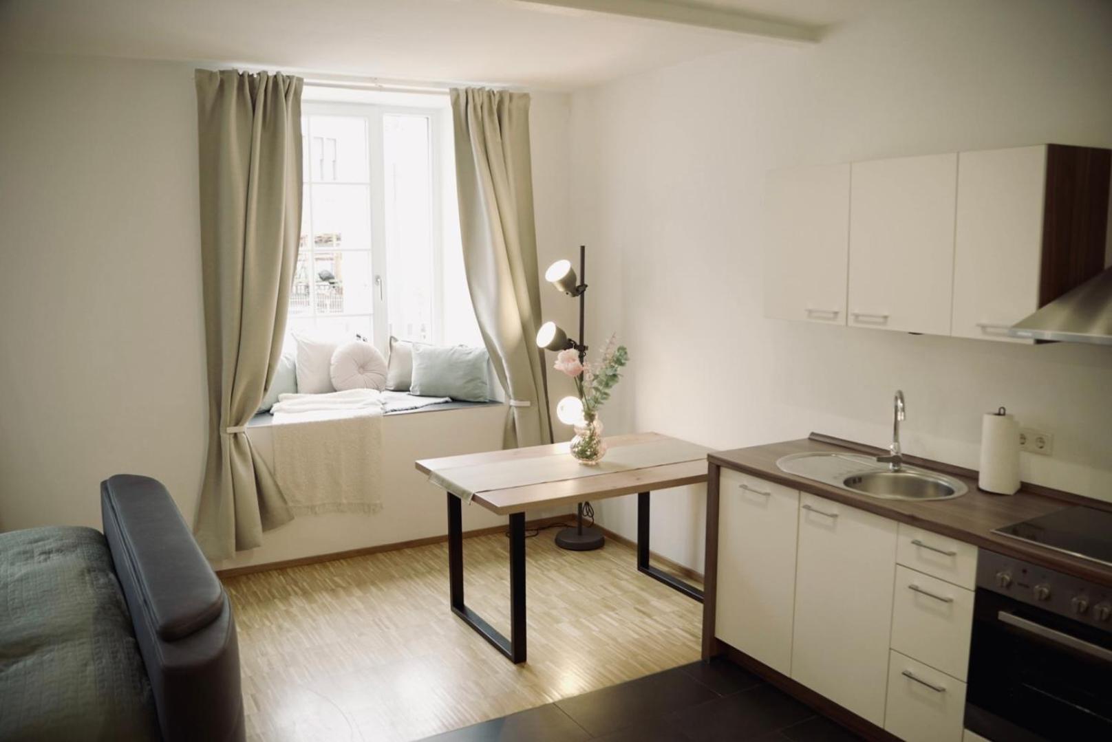De La Vie Reutlingen - Altstadt Apartment An Stadthalle & Am Marktplatz Exterior photo